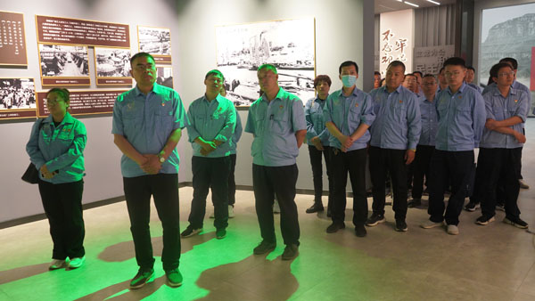 紗廠磨難.jpg 紗廠磨難.jpg